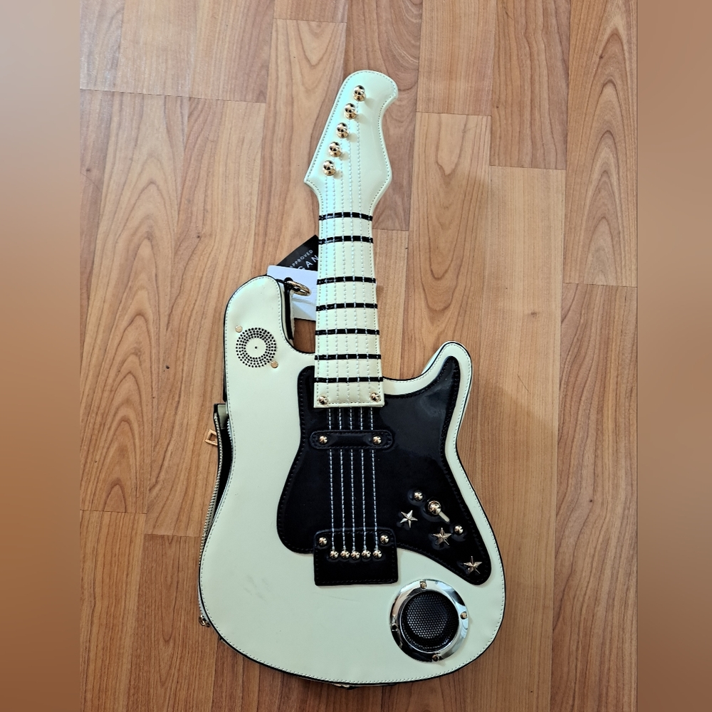 Bluetooth Guitar Speaker bag